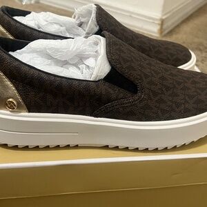 Meet your Posher, Maricela sanchez